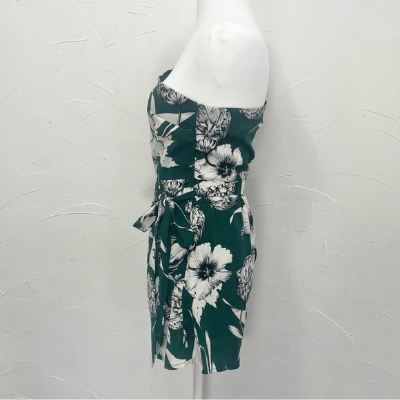 Lulus Flawless Moments Green Floral Print One-Shoulder Romper - Picture 5 of 15